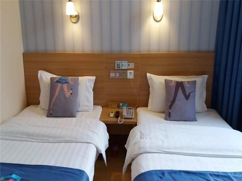 Pai Hotel Chongqing Qijiang Bus Station Екстер'єр фото